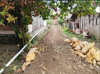 Pembangunan Jalan Makadam RT 04 RW 02
