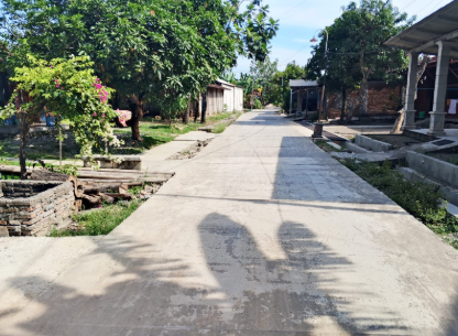 Pembangunan Jalan Cor Beton RT 01 RW 01